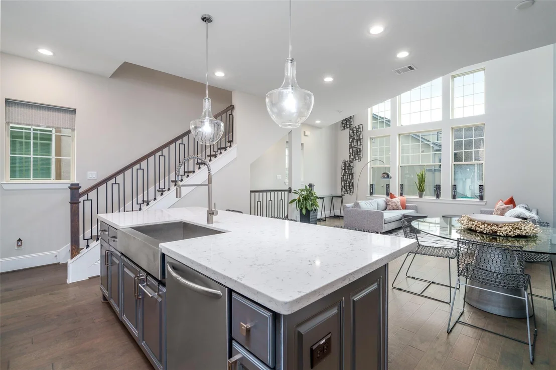 Photo of 1303 Edwinstowe Trail