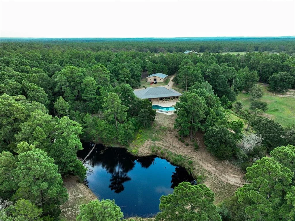 Photo of 815 Valley View Trail