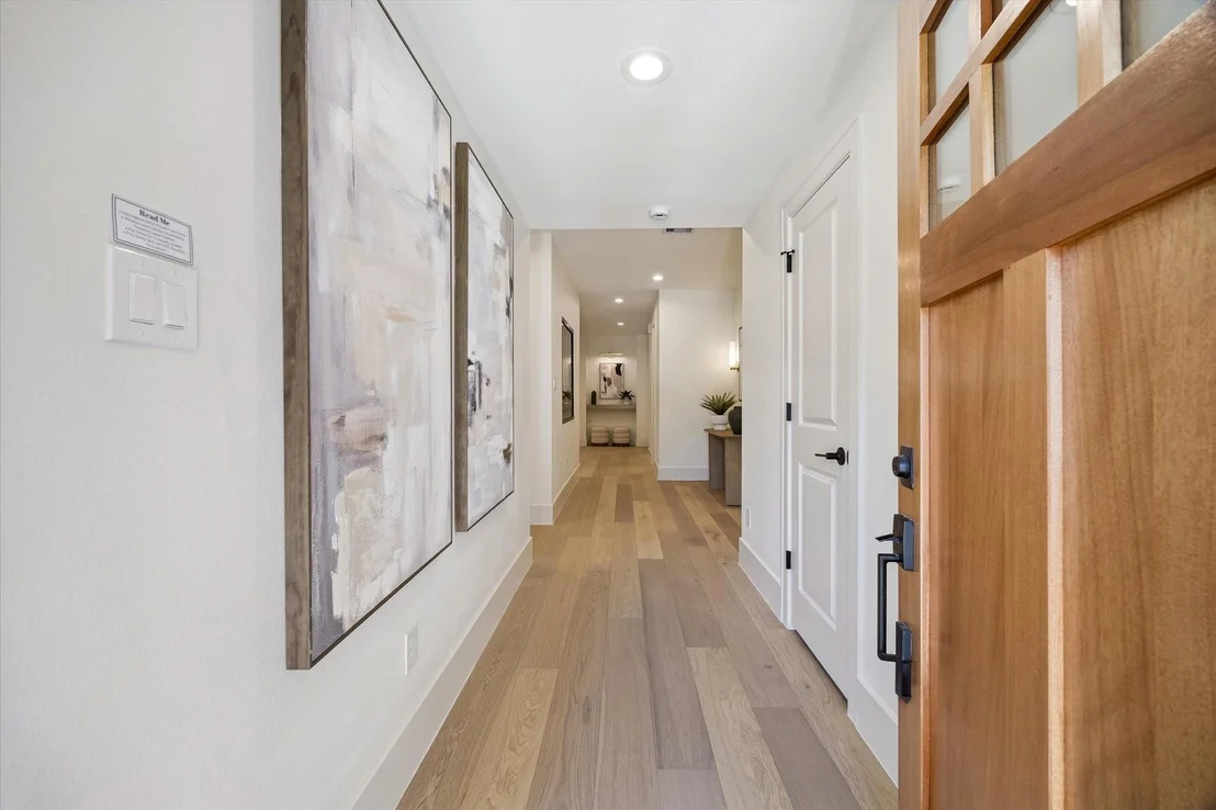 Photo of 10422 Timberoak Drive