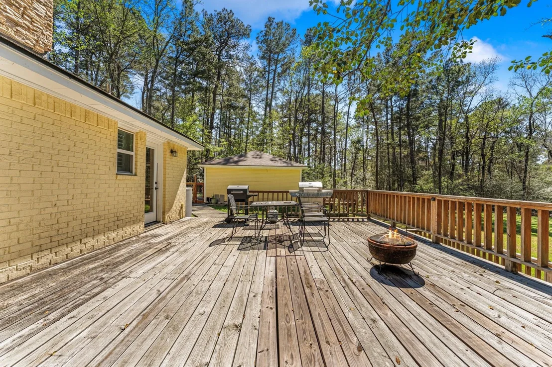 Photo of 57 Lake Forest Circle