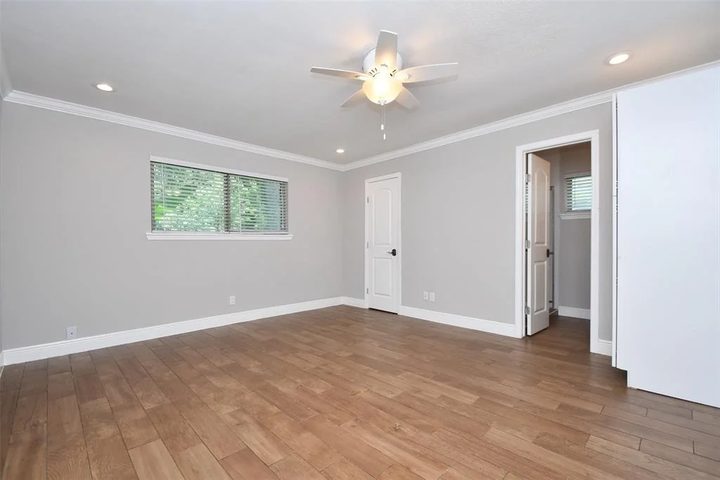 Photo of 5513 Commodore Drive
