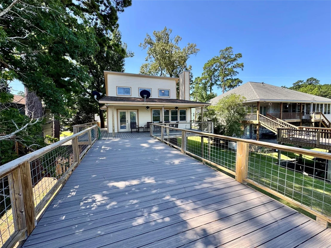 Photo of 83 Lakeside
