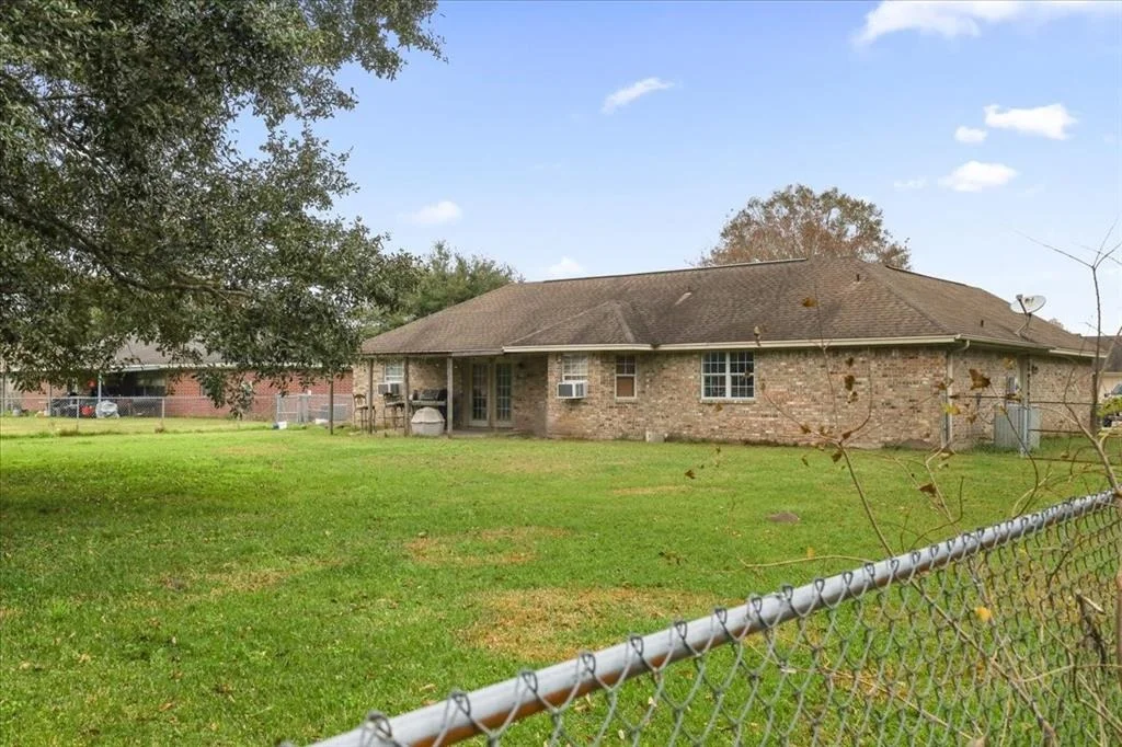 Photo of 505 Meadowlark Lane