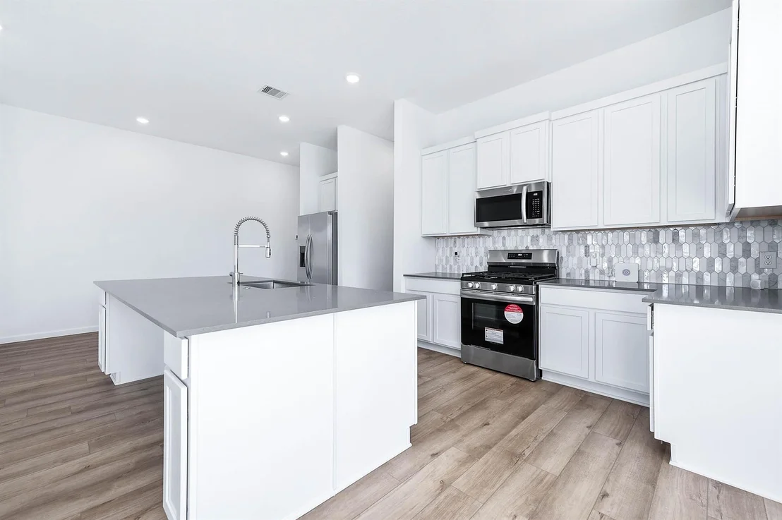 Photo of 453 Pace Bend Court
