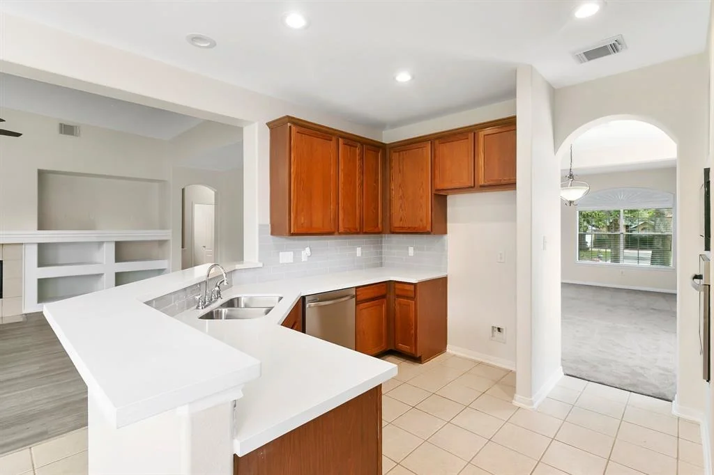 Photo of 6019 Knollwood Trail