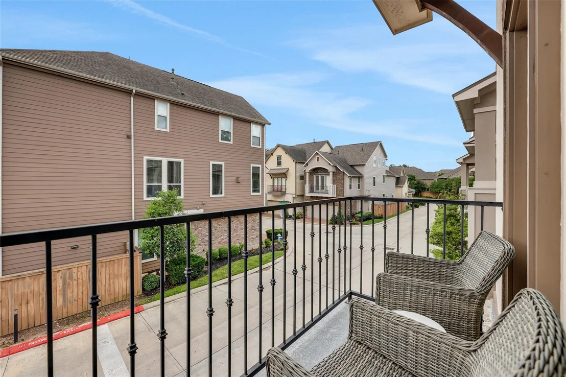 Photo of 1002 Shepherd Oaks Drive