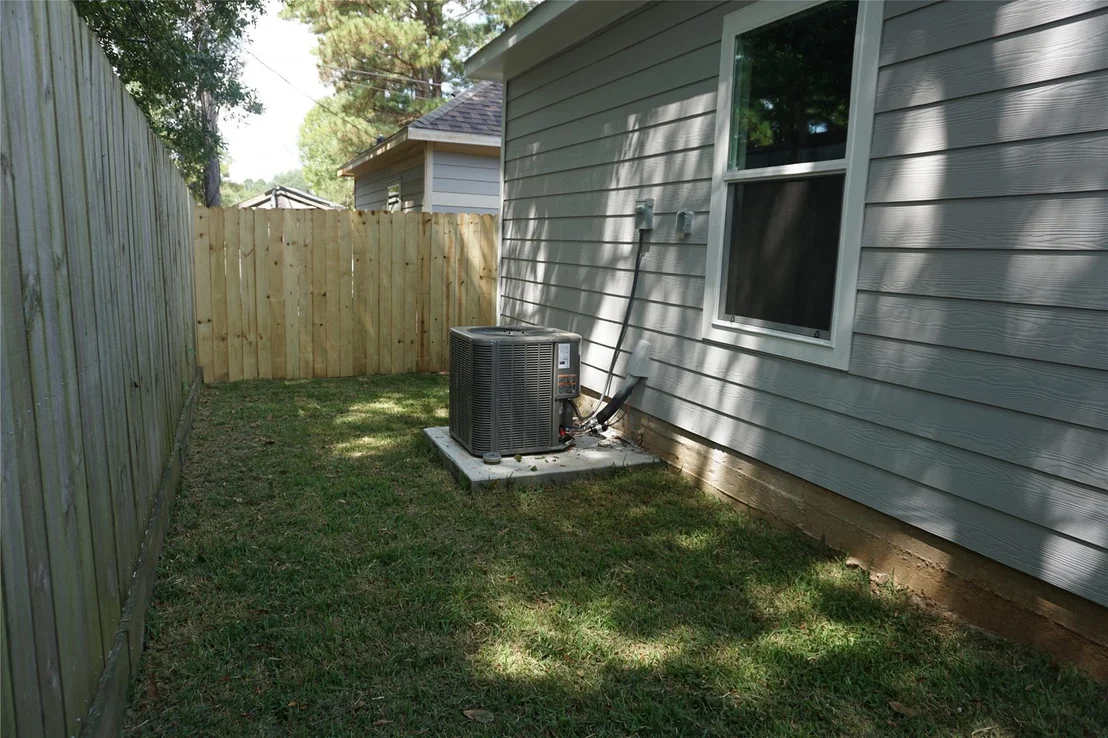 Photo of 9866 Arbor Oak Street