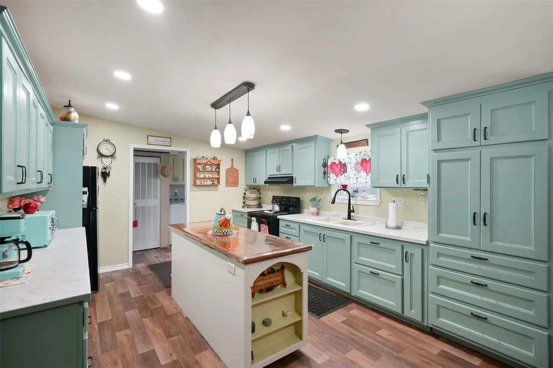 Photo of 747 Timbergrove