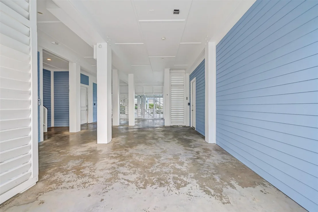 Photo of 11614 Beachside