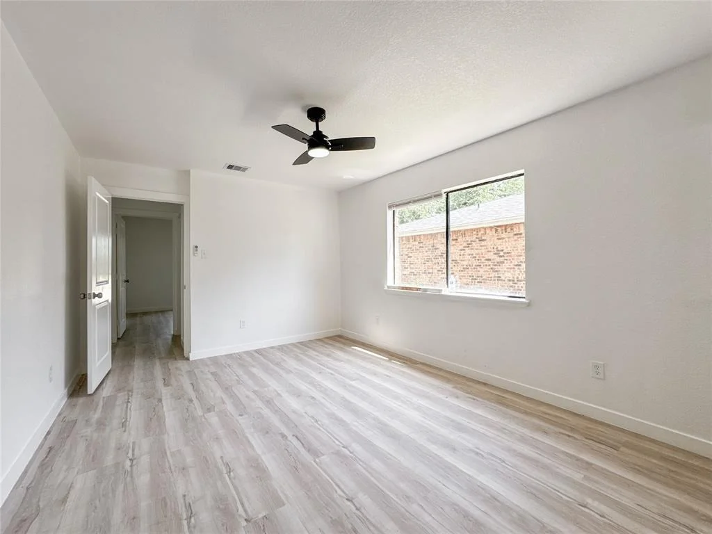 Photo of 14214 Morinscott