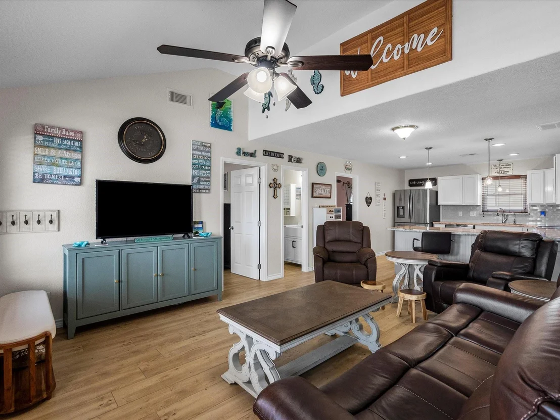 Photo of 85 Santar Loop