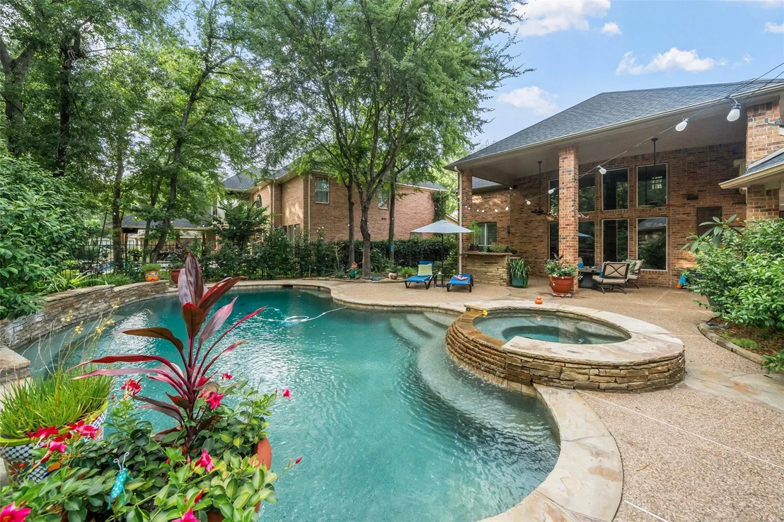 Photo of 103 Player Oaks Place