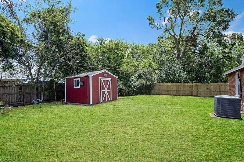 Photo of 10903 Faircroft Drive