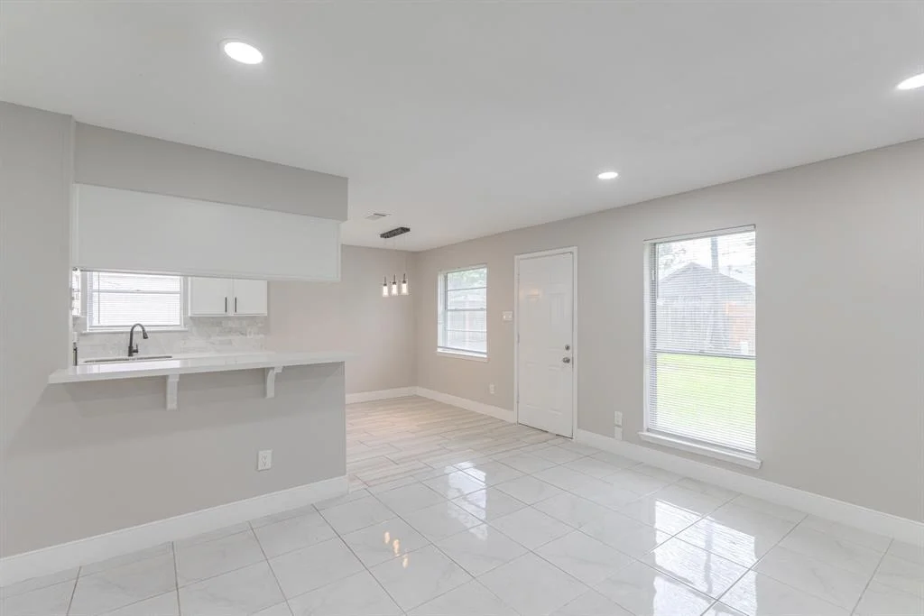 Photo of 522 Soft Shadows Lane