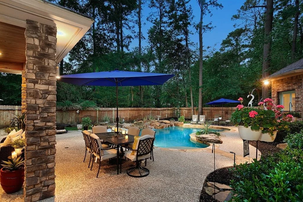 Photo of 2 Firefall Court