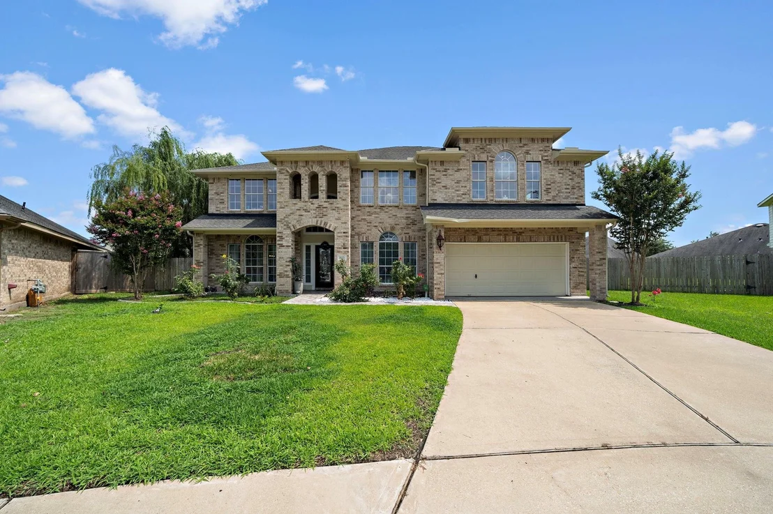 Photo of 815 Arlington Lane