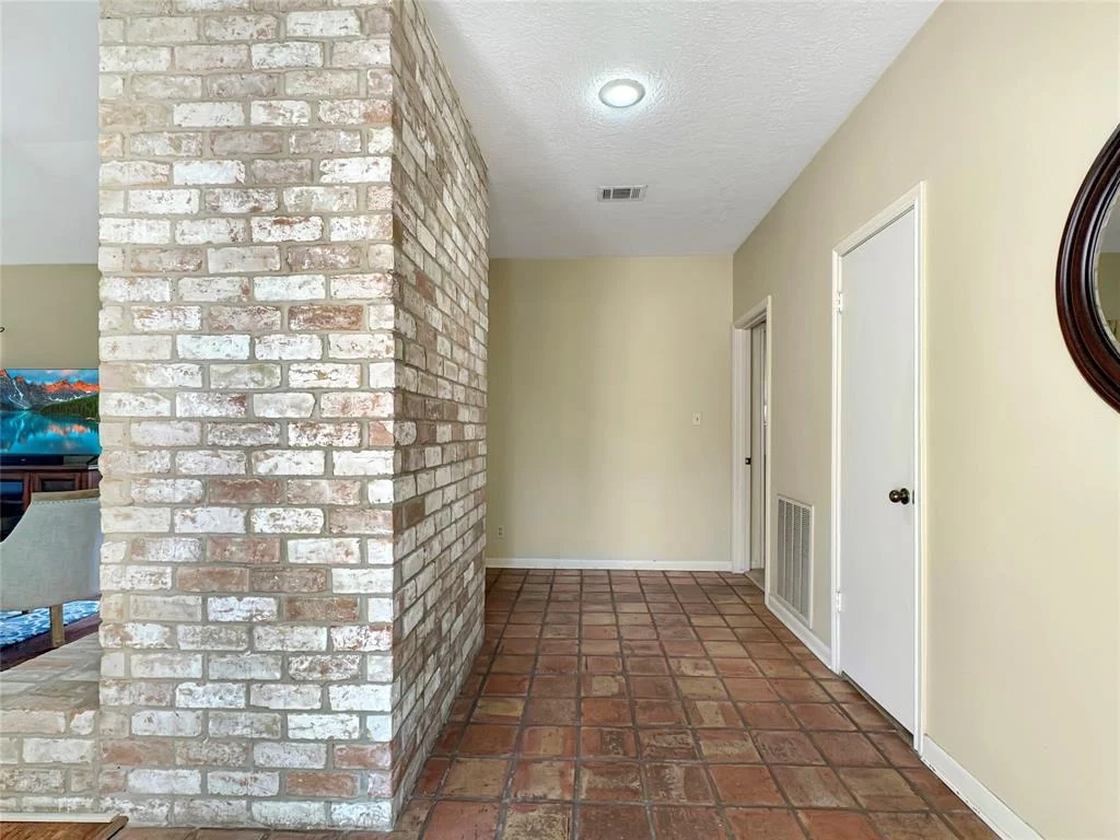 Photo of 10922 Lasso Lane