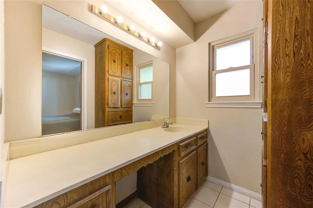 Photo of 26003 Woodglen Drive