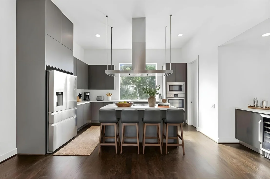 Photo of 2851 Decker Place