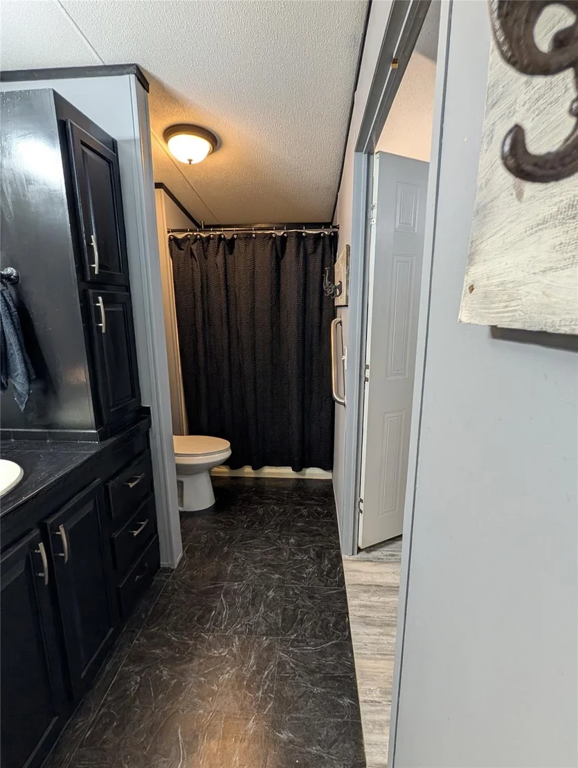 Photo of 346 Lakeside Circle