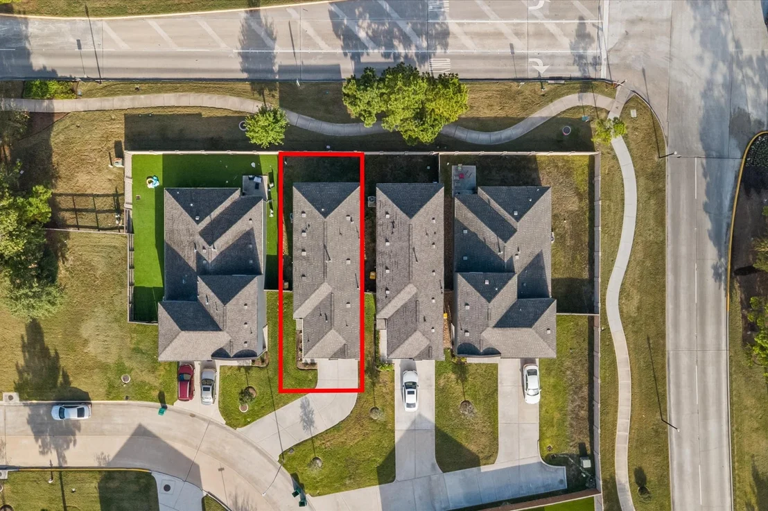 Photo of 2207 Harmony Point Lane