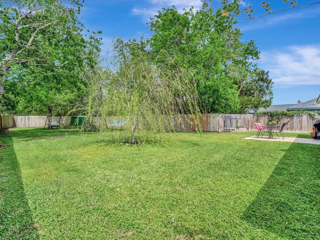 Photo of 5521 Winding Brook Drive