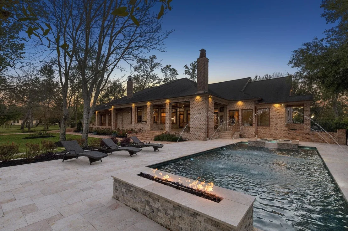 Photo of 27306 Owosso Court