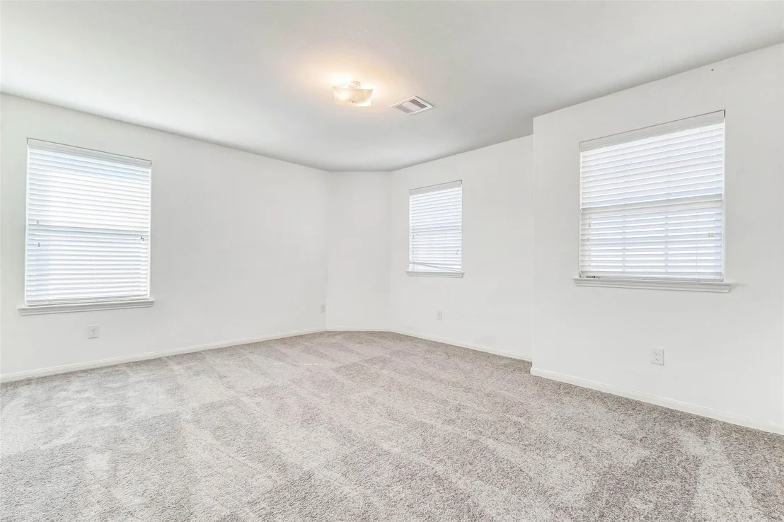 Photo of 2098 Saras Way
