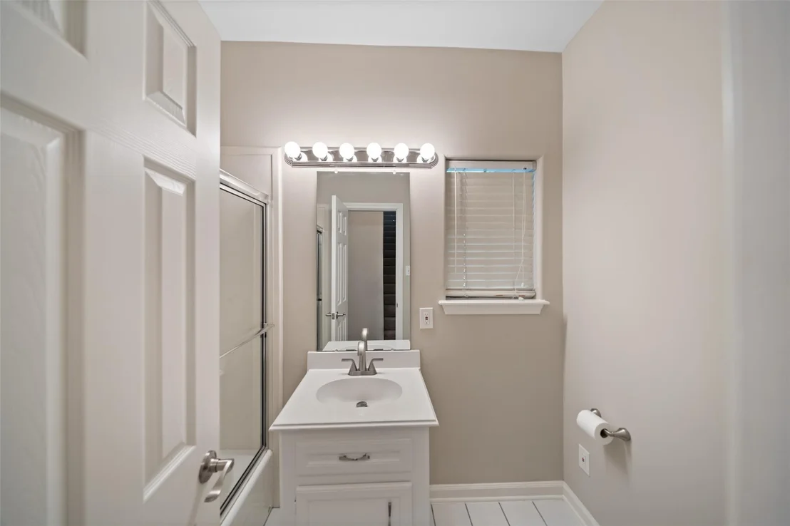 Photo of 2400 Hollowbrook Lane