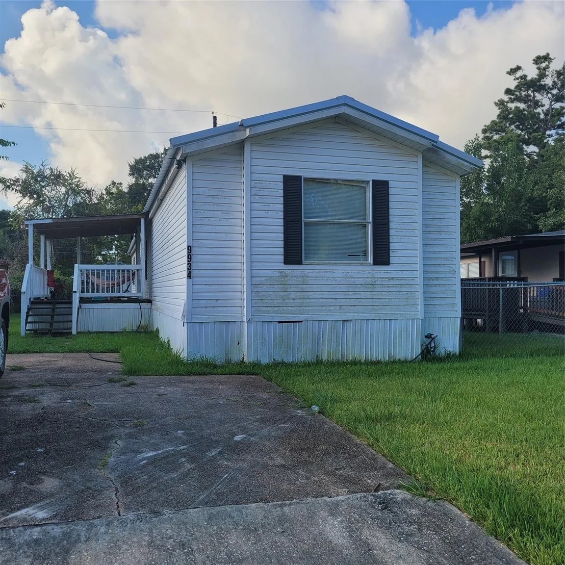 Photo of 9934 Cedar Landing Drive