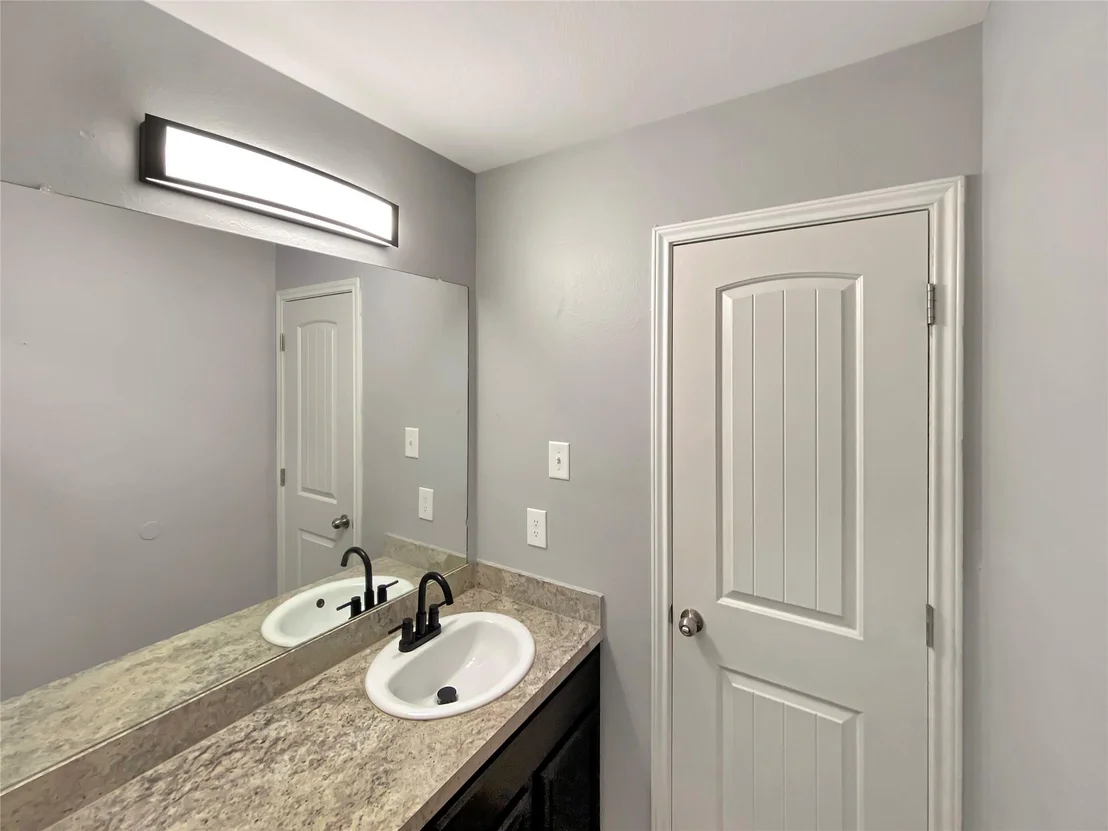 Photo of 10307 Solitude Way