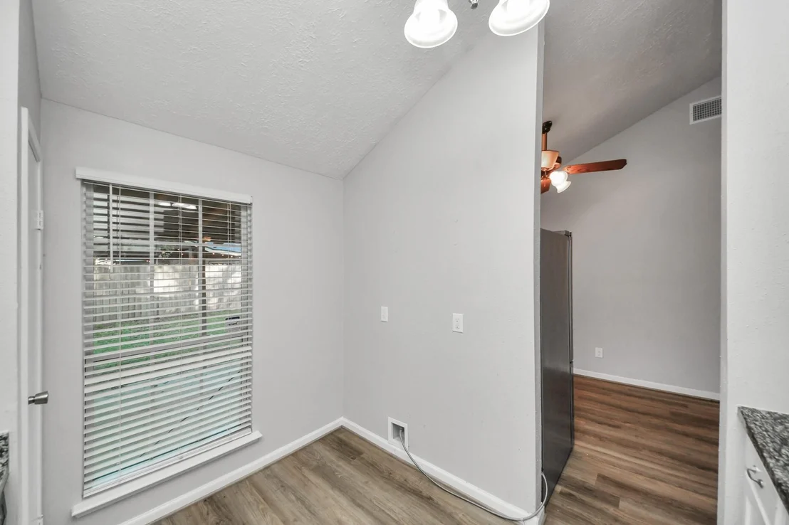 Photo of 6715 Bluebottle Lane
