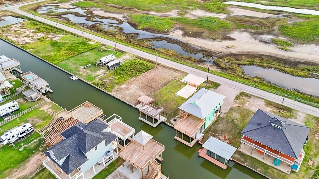 Photo of 510 Cr-257p/ Dolphin Drive