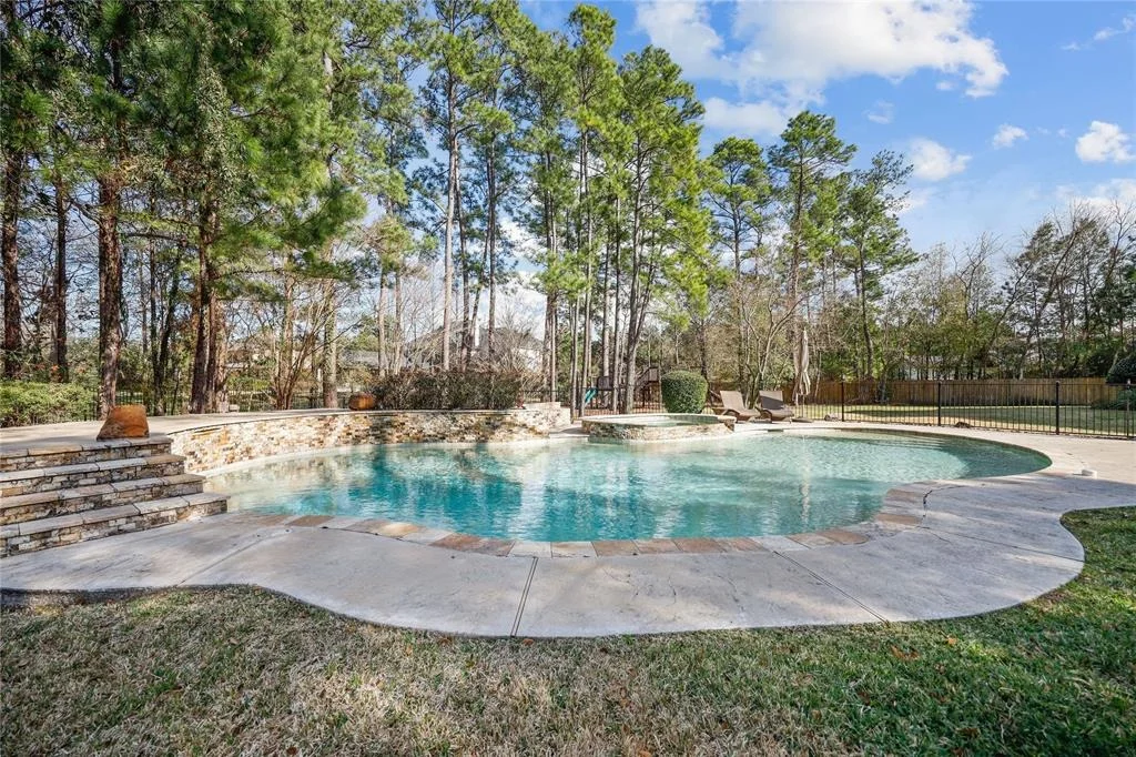Photo of 4419 Chateau Creek Way