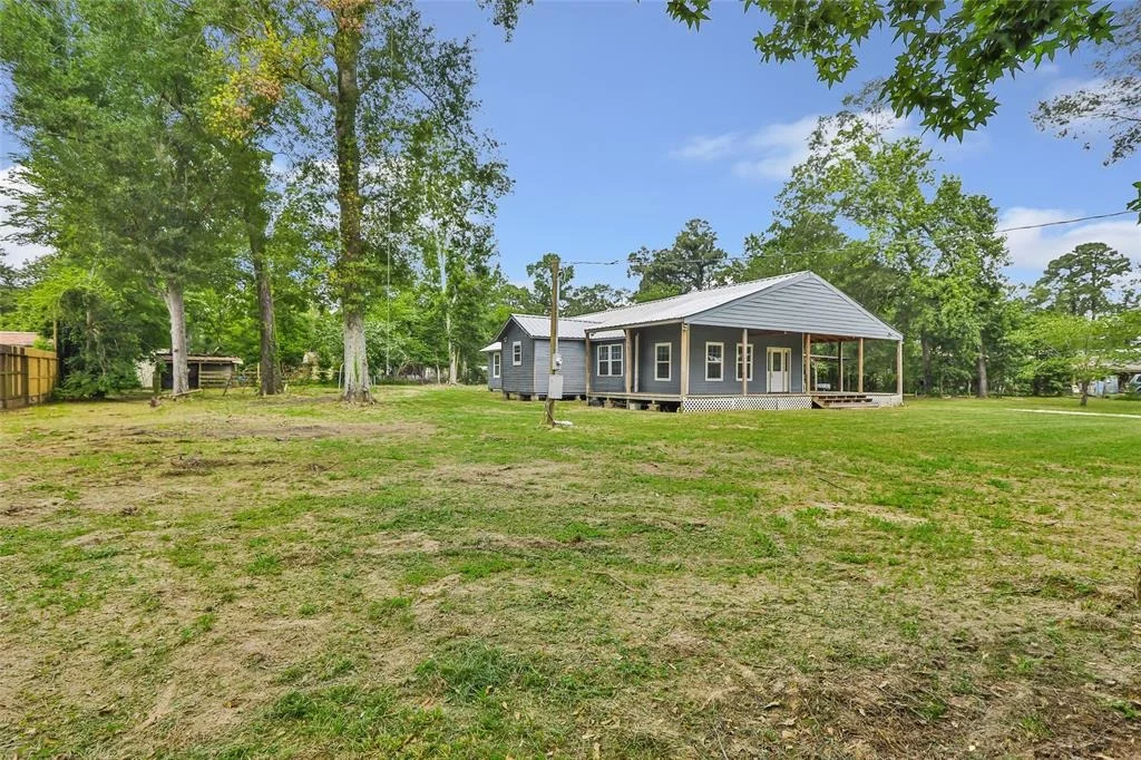 Photo of 19374 Forest Lane Circle
