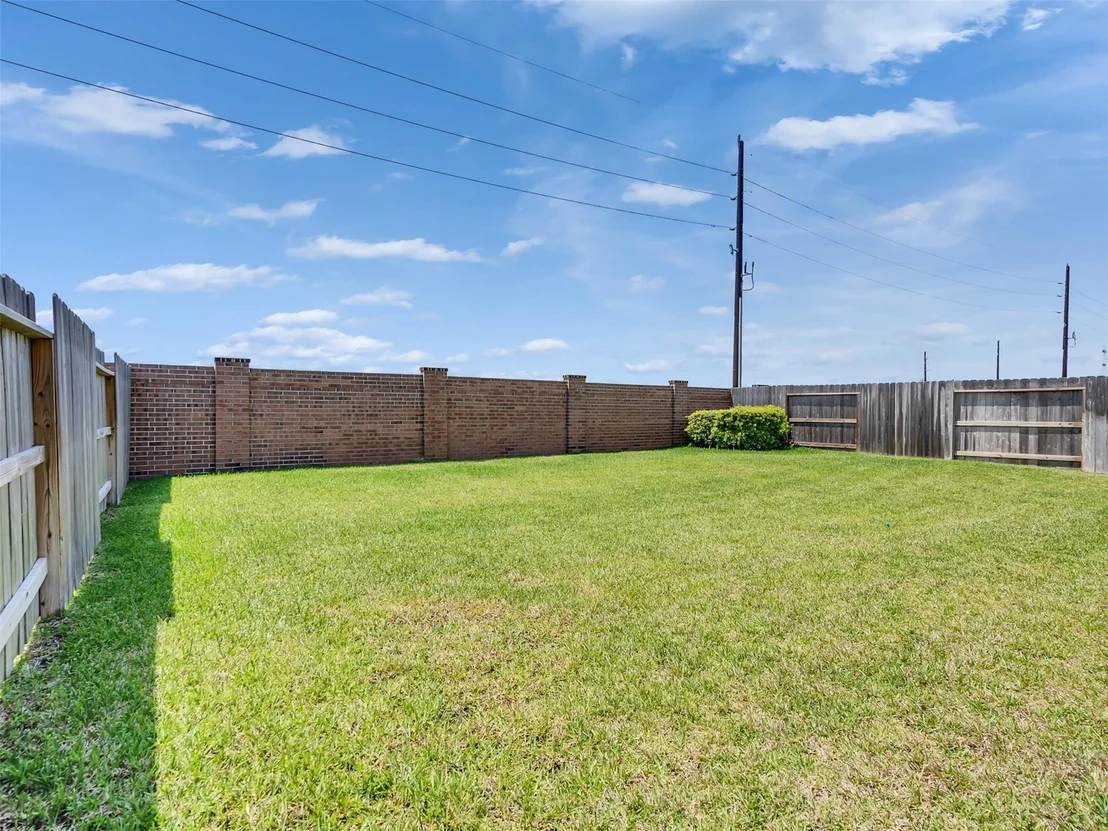 Photo of 8843 Flounder Ridge Drive