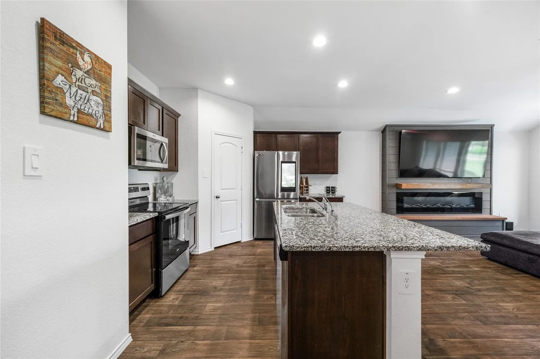 Photo of 2906 Roman Forest Boulevard