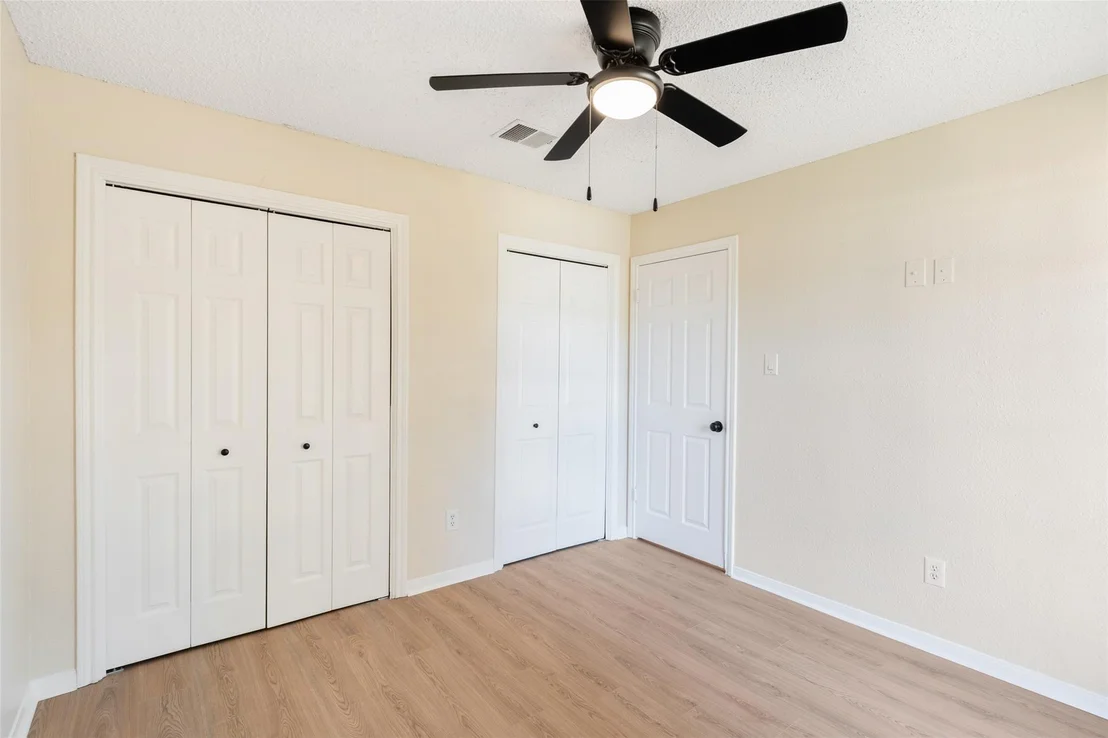 Photo of 5403 Greenhill Forest Drive