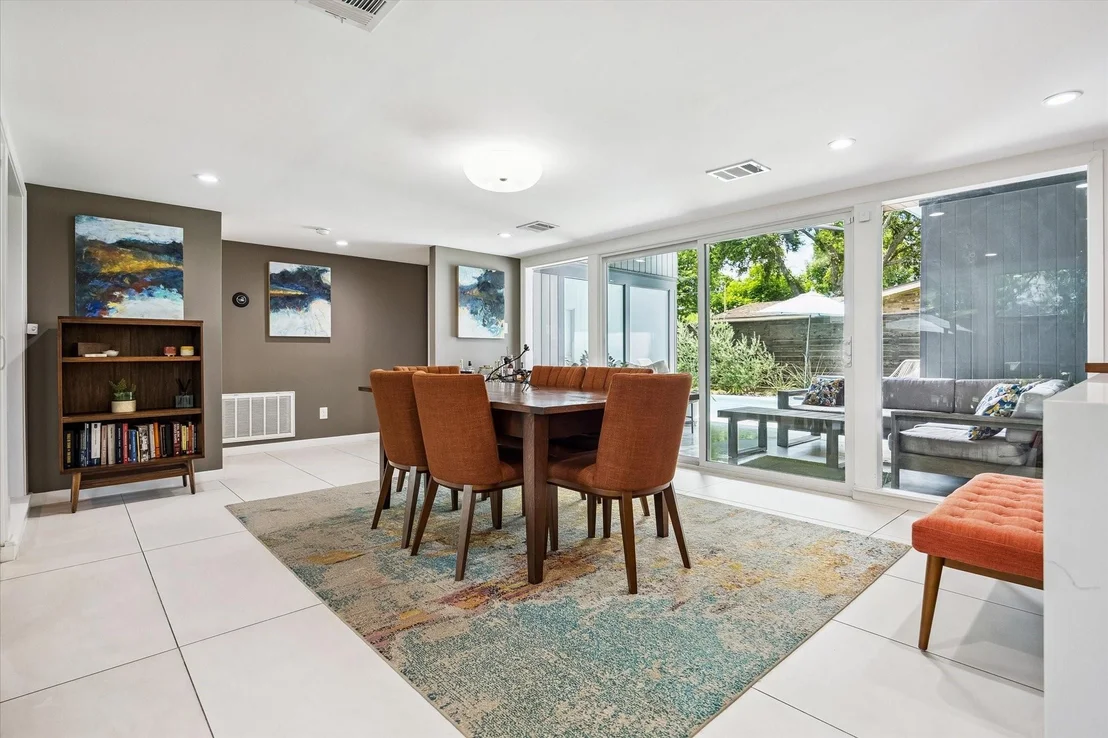 Photo of 9769 Oak Point Drive