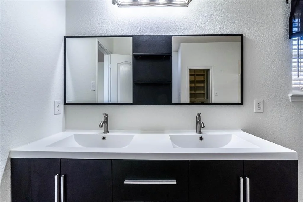 Photo of 21423 Flower Valley Circle