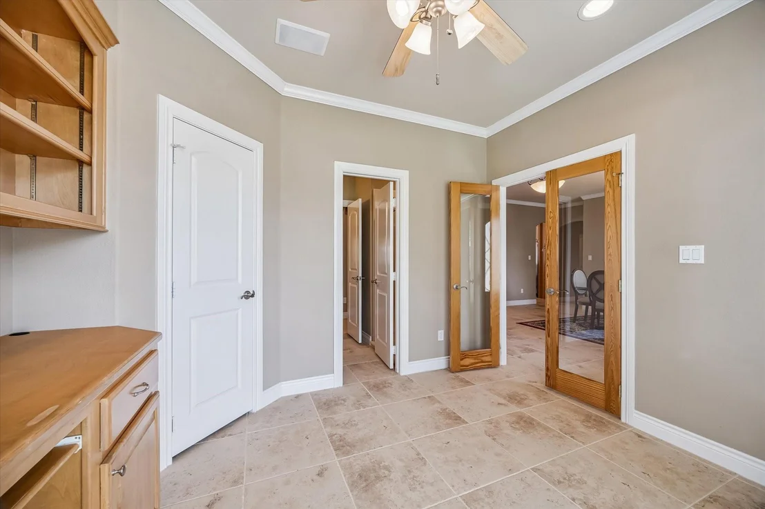 Photo of 17412 Waterview Drive