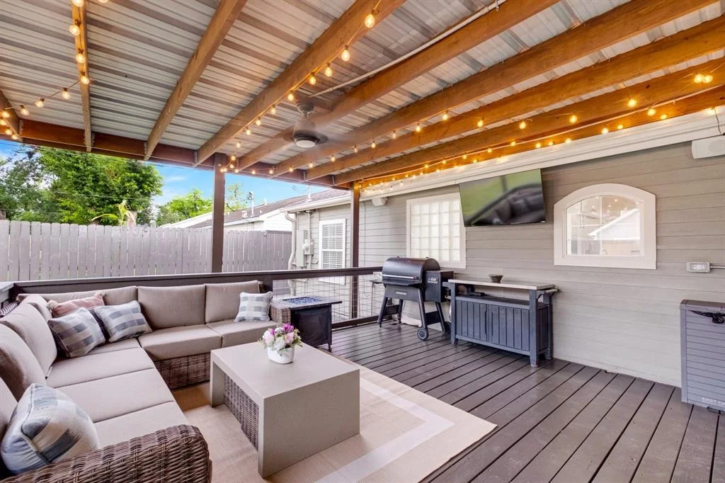Photo of 1838 Saxon Drive