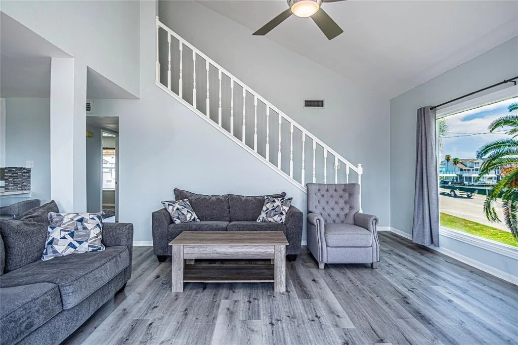 Photo of 301 Commander Drive