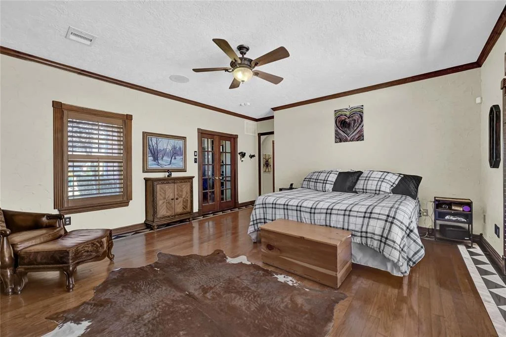 Photo of 6834 Cedar Point Drive