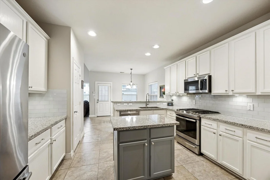 Photo of 2111 Great Prairie Lane
