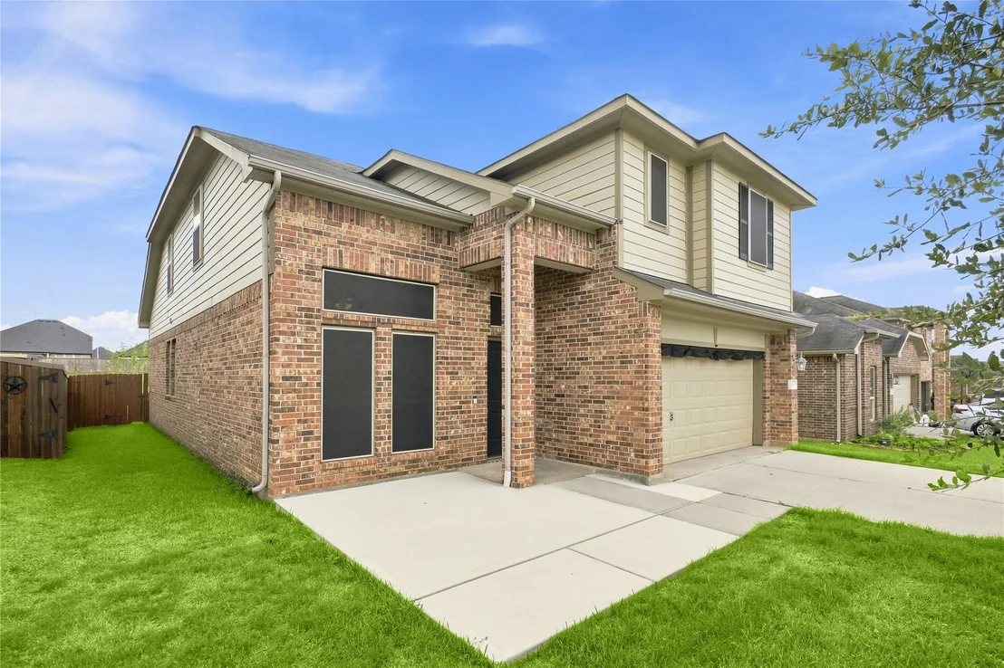 Photo of 450 Terra Vista Circle