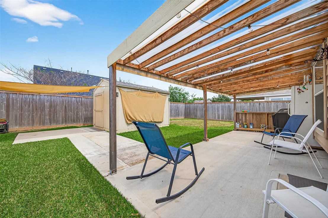 Photo of 22334 Guston Hall Lane