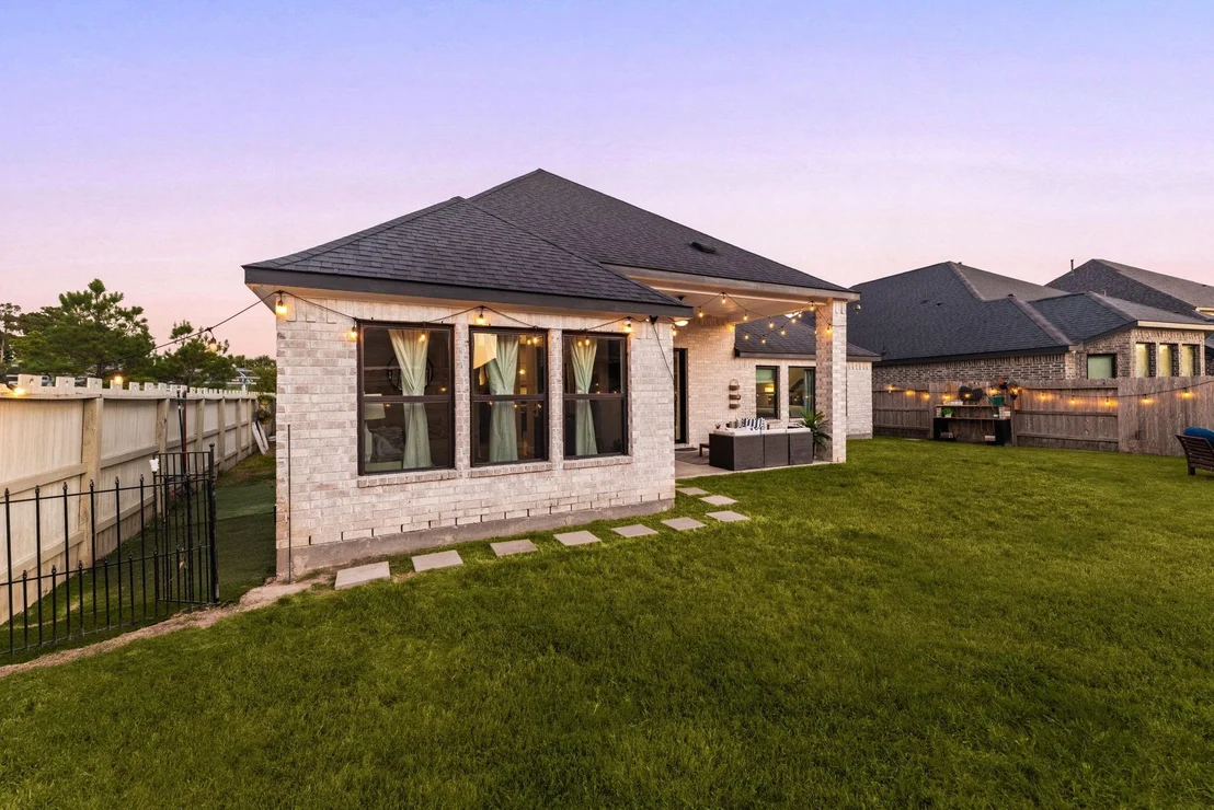 Photo of 10095 Preserve Way
