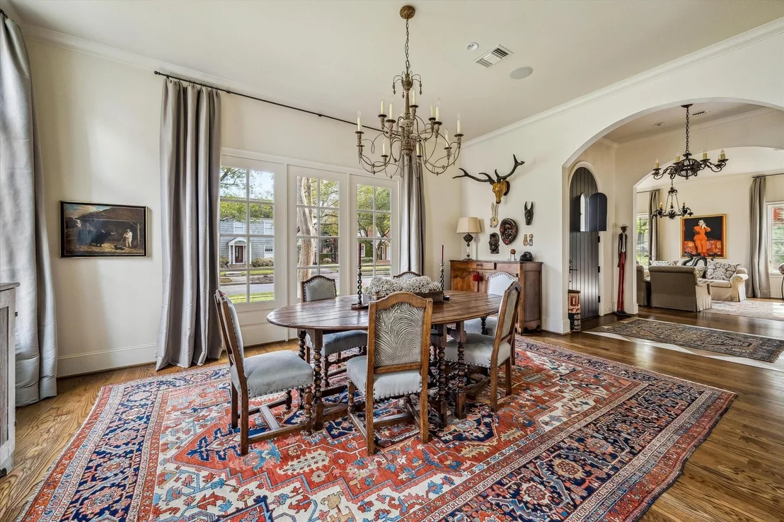 Photo of 2228 Dunstan Road