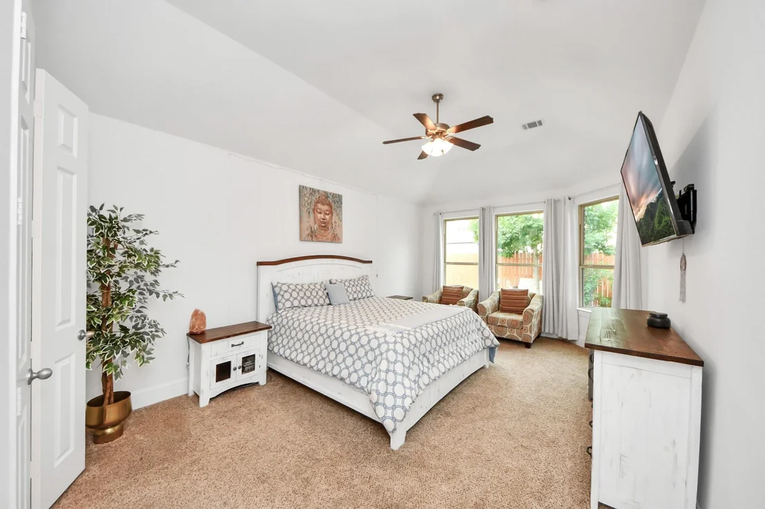 Photo of 2842 Walnut Crest Drive
